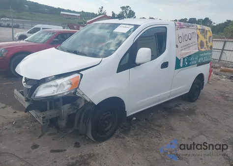 2015 Nissan Nv200 Sv z USA, uszkodzony, nr VIN 3N6CM0KN1FK701817